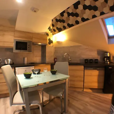 Apartment Au Bord Du D'annecy, Type Loft, Dans Avec Et Ponton Privee